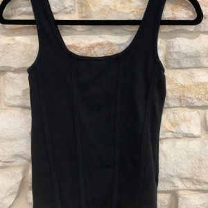 GAP black modern tank size XS